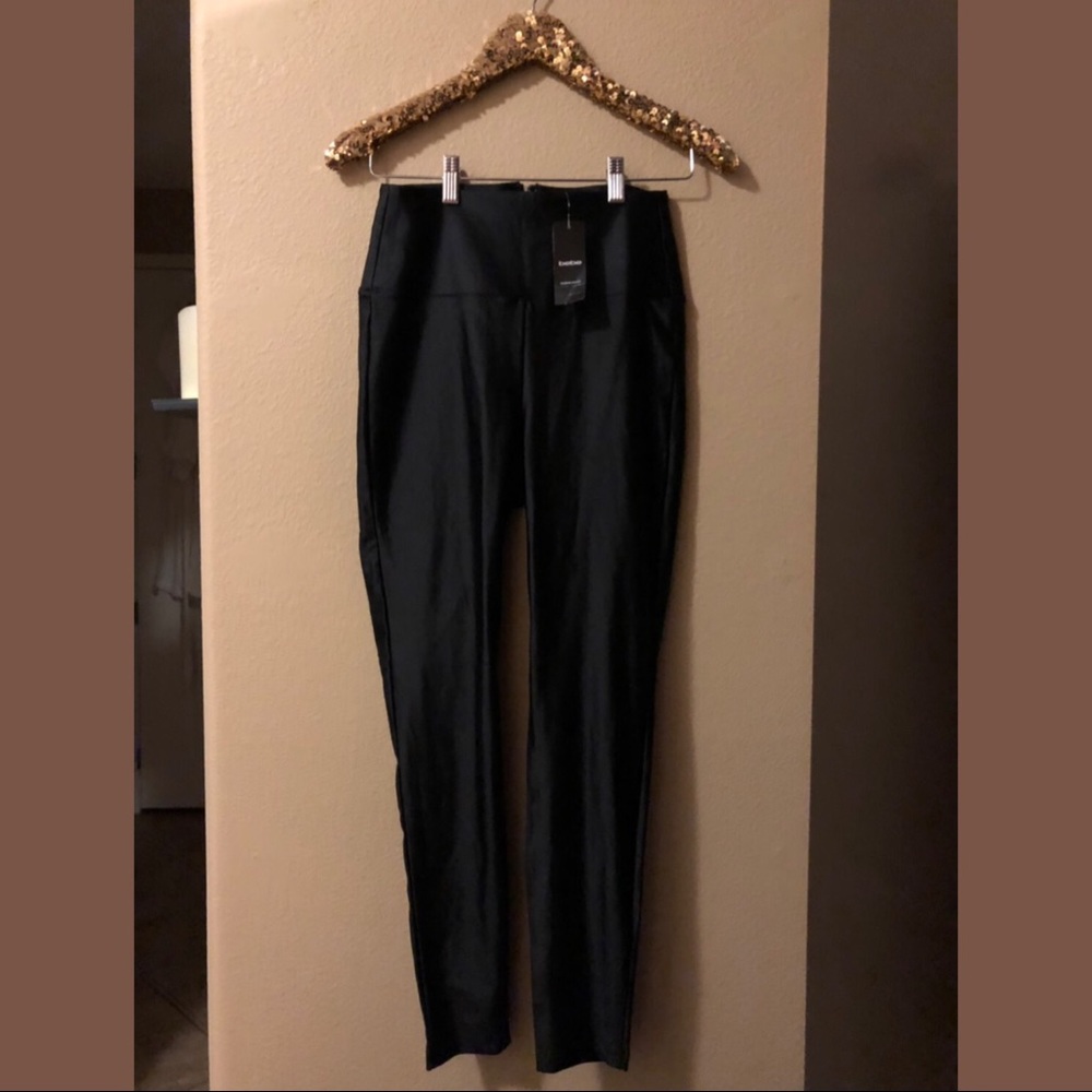 BeBe High Waist Slick Back Zip Legging